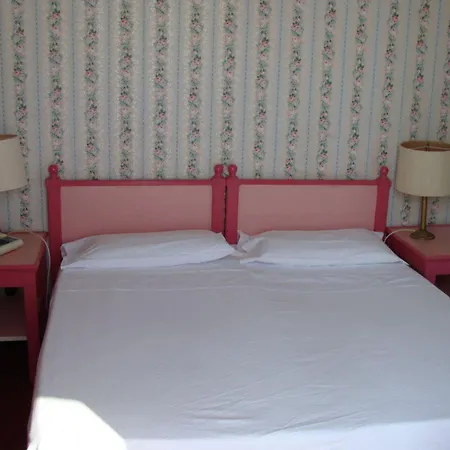 Milano 4*