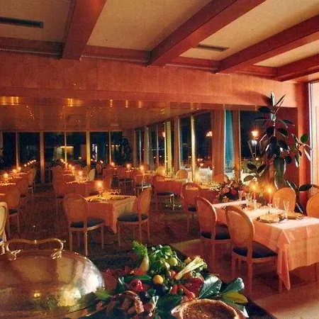 Milano Szálloda 4*