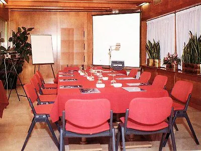 Milano מלון בלגירטה